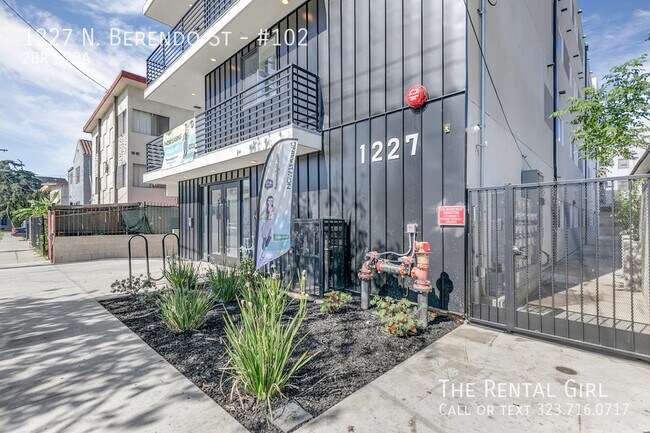 Building Photo - 1227 N Berendo St