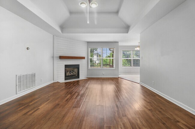 Building Photo - 3685 S Jot Dr