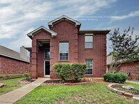 Building Photo - 629 Gentry Ln
