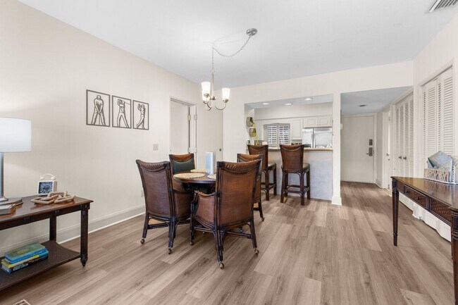 Building Photo - 4744 Fox Hunt Dr
