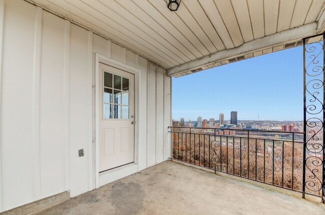 Building Photo - Available JULY 2026  - RENOVATED 3 Bedroom Home w/ Garage, City Views + MORE!