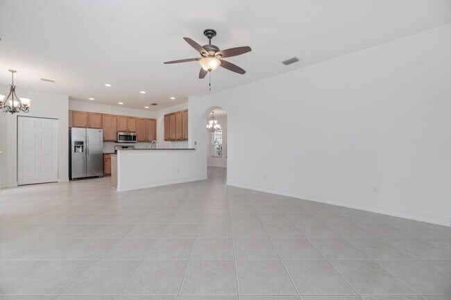 Building Photo - 10324 Willow Oaks Trail