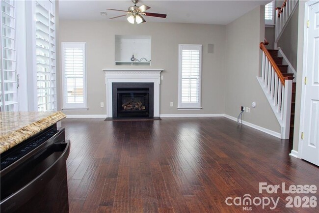 Building Photo - 10604 Quarrier Dr