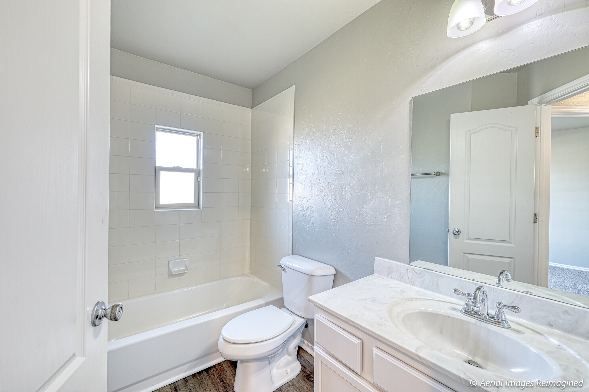 Building Photo - 4105 Notting Hill Dr