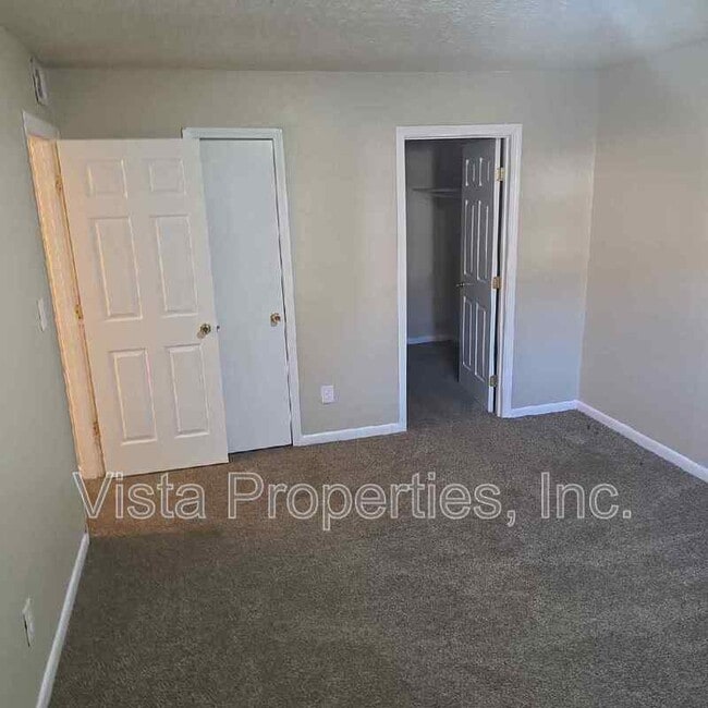 Building Photo - 4119 Glen Hill Manor Dr