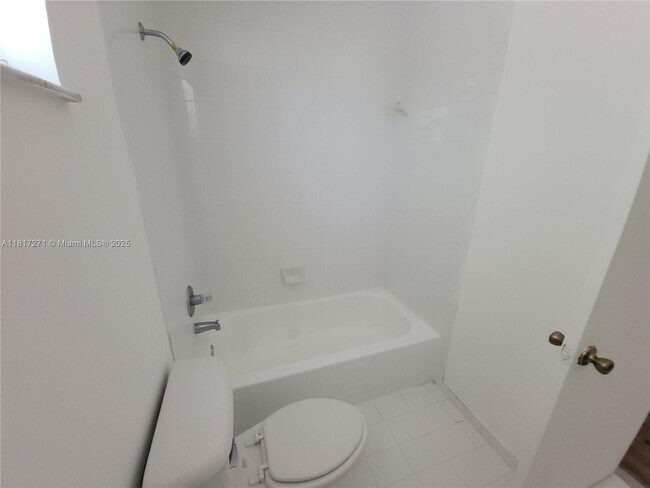 Building Photo - 6965 NW 173rd Dr