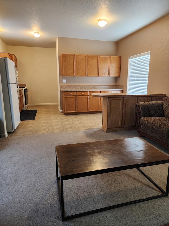 Building Photo - 601 24th St