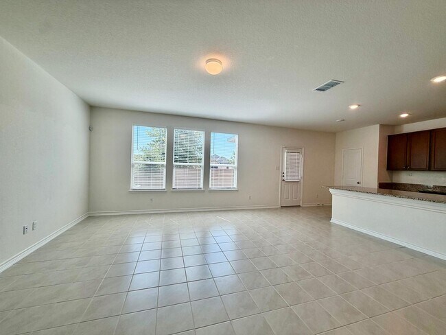 Building Photo - 8014 Canyon Wren Pk