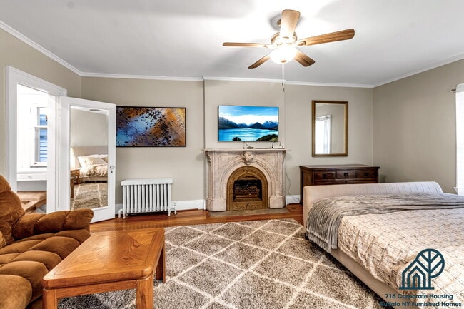 Building Photo - Furnished 4-Bedroom, 2.5-Bath Apartment near Elmwood Village