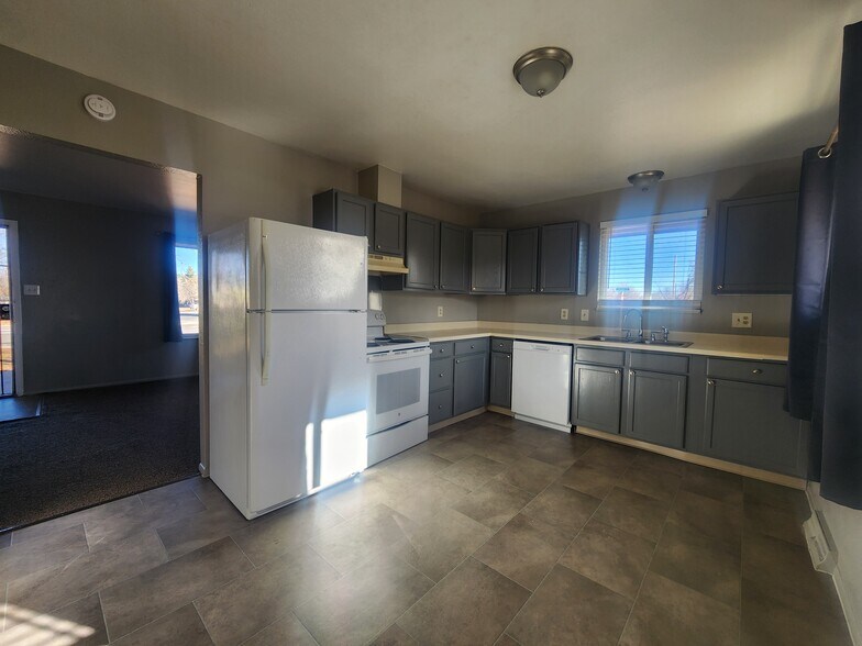 Building Photo - 91 Lansing St