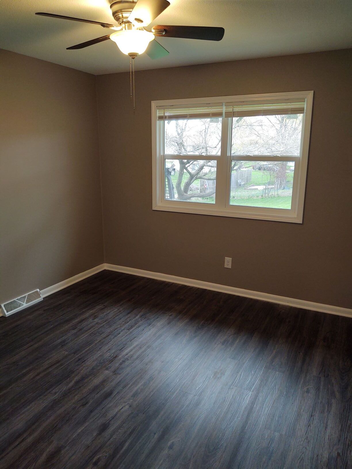 Master Bedroom - 5907 New York Ave