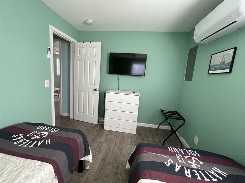 Building Photo - 39190 W Sunfish Ct