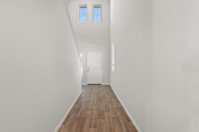 Building Photo - 2713 Towy Rd