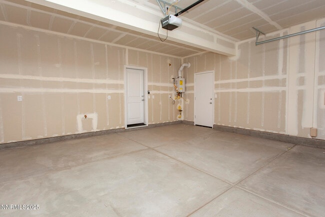 Building Photo - 436 Summer Triangle