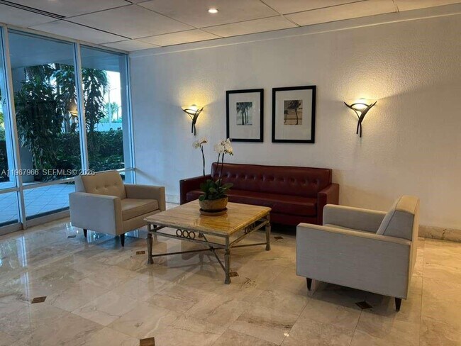 Building Photo - 150 SE 25th Rd