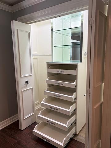 Building Photo - 1902 High Meadow Dr