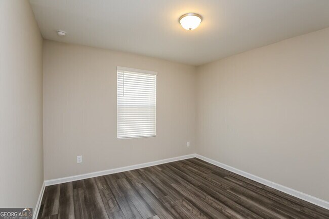 Building Photo - 3934 Kendrick Cir