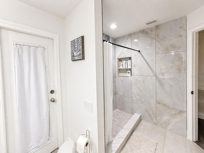 Building Photo - 1208 Tiger Wood Ct