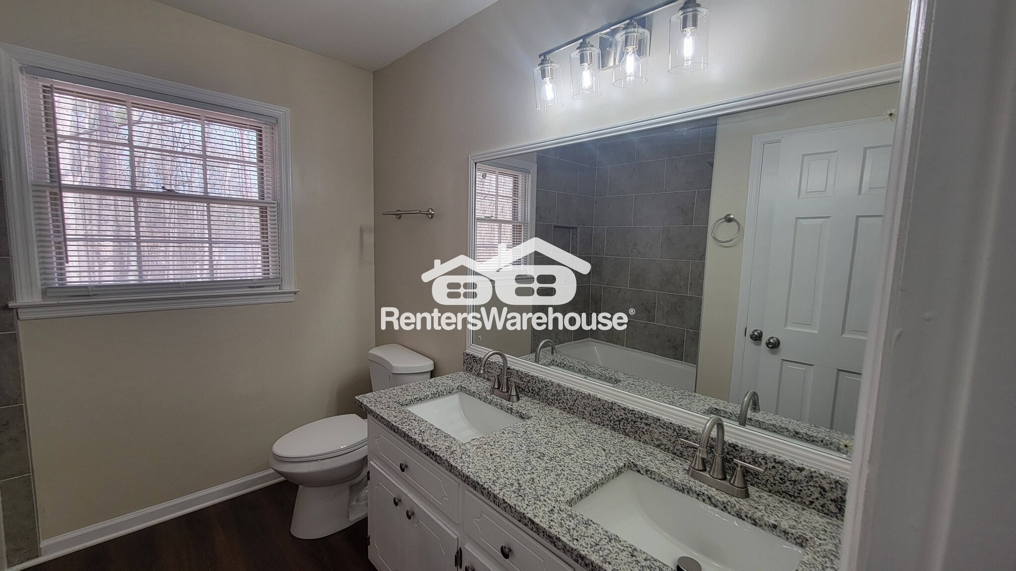 Building Photo - 4360 Melanie Woods Dr