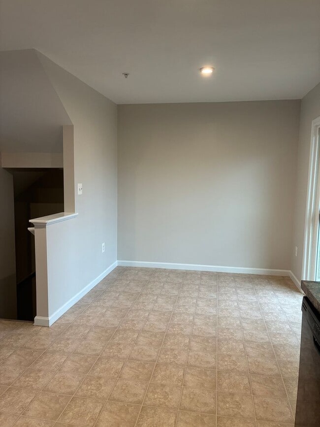 Building Photo - Beautiful 2019 End-of-Group Townhome – 3 Bed, 2 Bath, 1-Car Garage