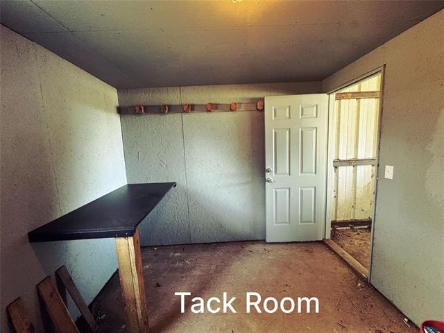 Building Photo - 577 Bevers Ln