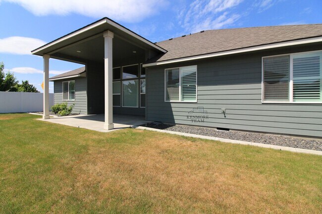 Building Photo - 7077 W 29th Ave