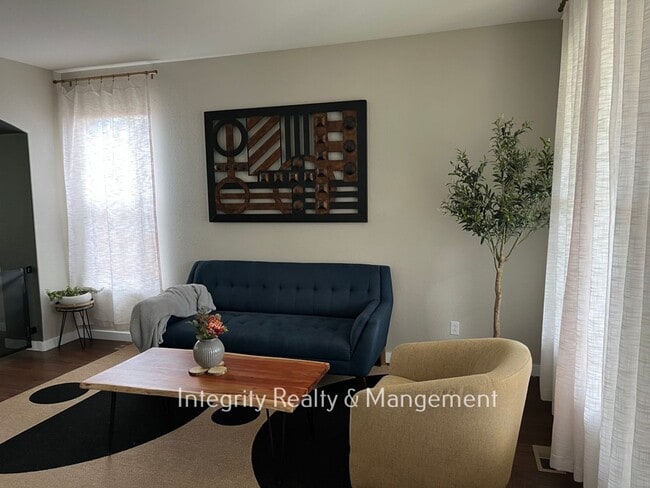 Building Photo - 17754 E Sundew St