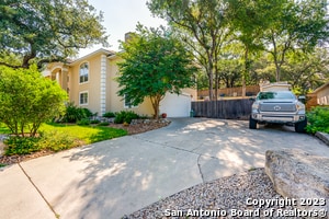 Building Photo - 14606 Dauber