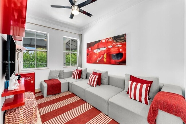 Building Photo - 2143 N Bay Rd