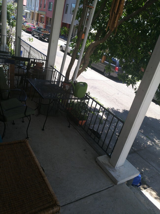 Front porch - 5008 Beaumont Ave