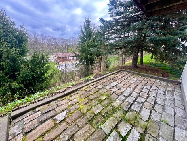 Building Photo - Cranberry Township - 3 Bedroom 2.5 Bathroo...