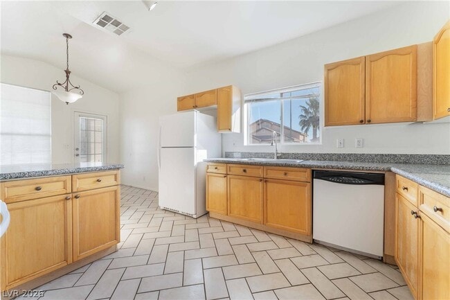 Building Photo - 8301 Alder Meadows Ave