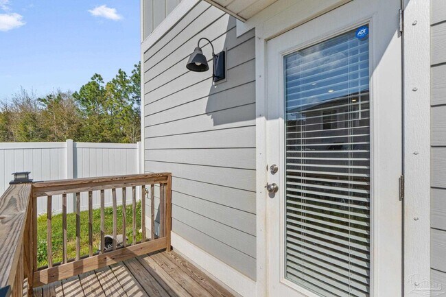 Building Photo - 9483 Nature Crk Cir