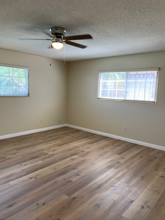 Building Photo - 2822 Caricia Dr