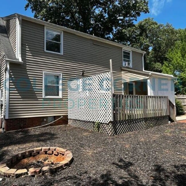 Primary Photo - 1253 Brookwood Dr
