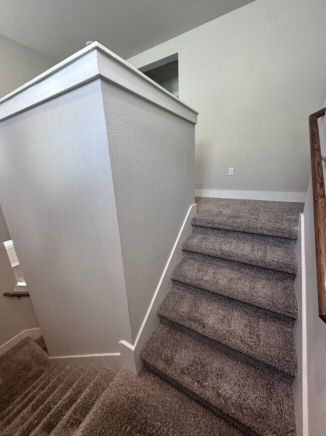 Building Photo - Modern 3-Bedroom, 2.5-Bathroom in Easton Park!