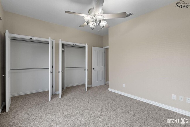 Building Photo - 5405 Blazing Star Ln