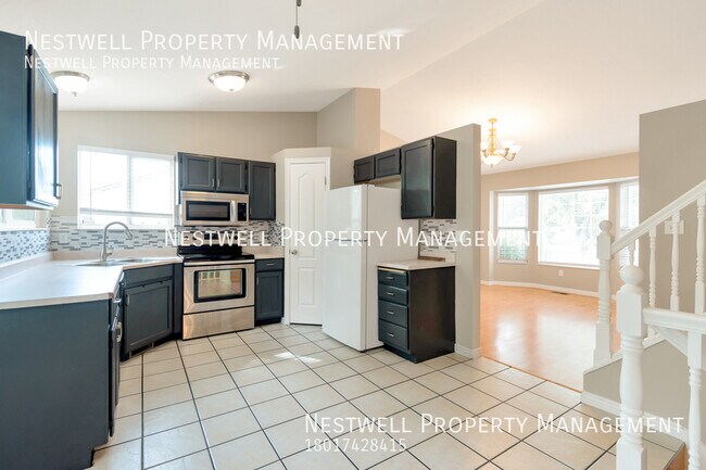 Building Photo - Beautiful Main Level 4-bed Home in Kearns