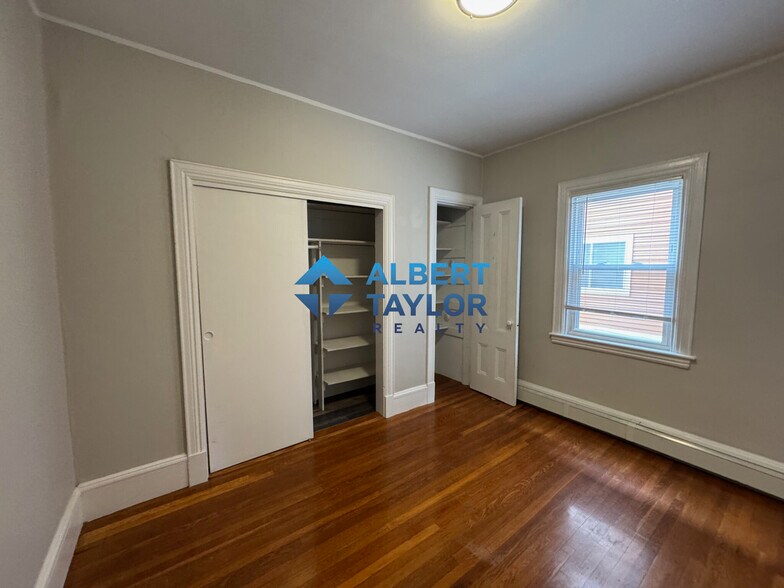 Building Photo - 61 Dana St