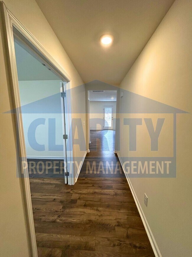 Building Photo - Beautiful home in Athens, TN!