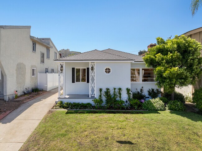 Building Photo - 616 Marine Ave