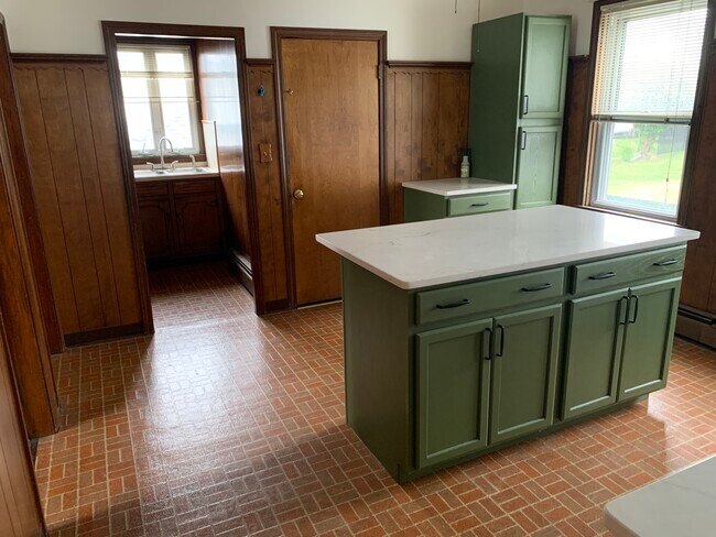 Kitchen - 60 Maplewood Ave