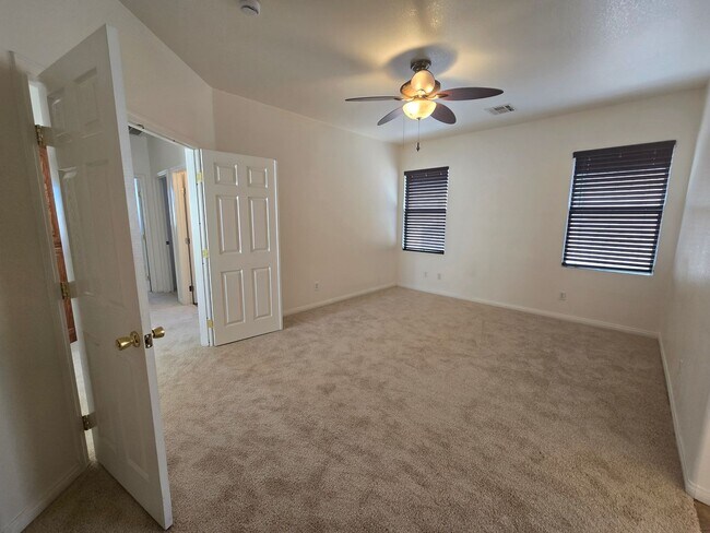 Building Photo - 9164 Craven Ave
