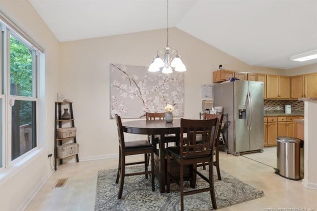 Building Photo - 303 Harbor Trce