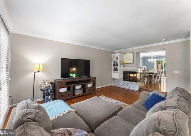 Building Photo - 12153 Abbey Glen Ct
