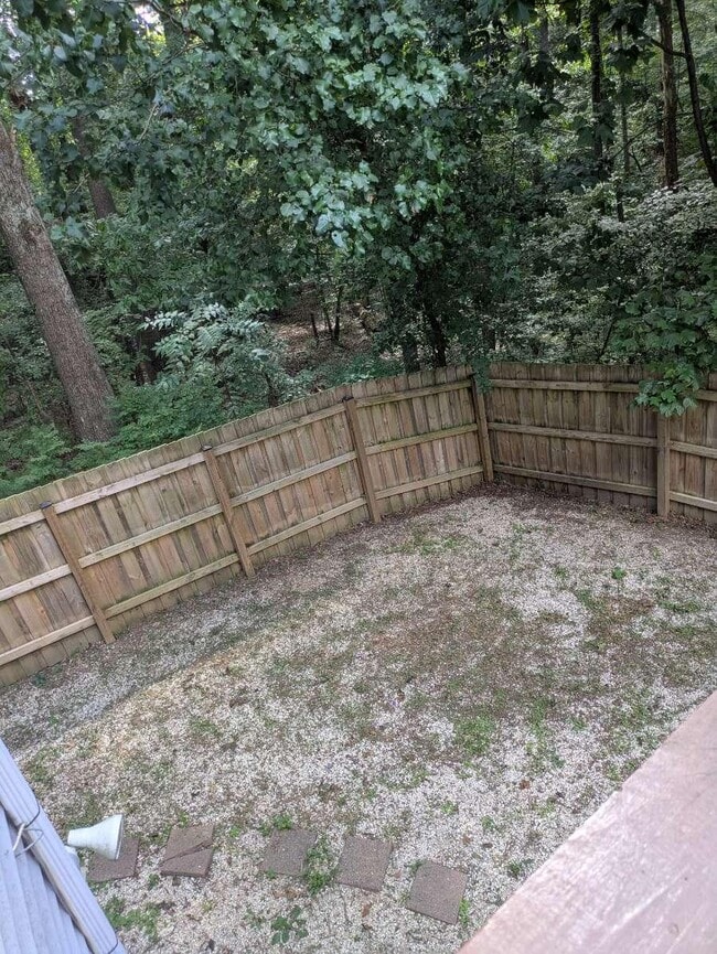 Building Photo - 5281 Daffodil Dr