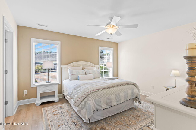Building Photo - 1274 Neptuno Ct
