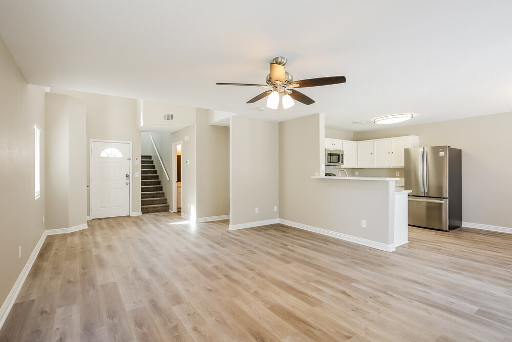Building Photo - 4944 Sapphire Light St