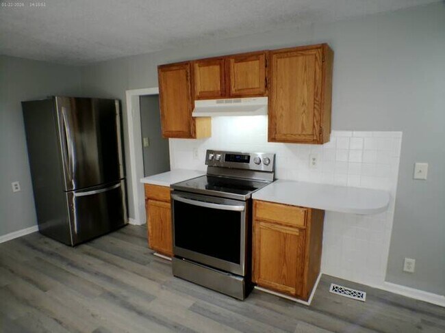 Building Photo - Charming 4-bedroom and 2 full baths home located in Independence, MO.