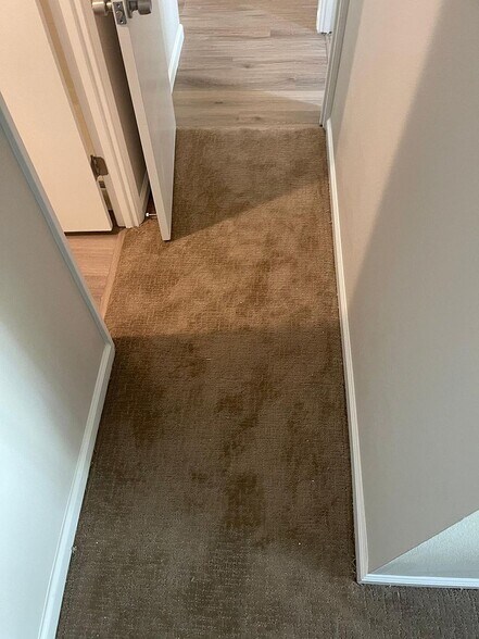 Building Photo - 2600 Jones Rd